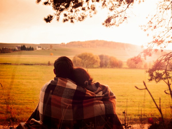 pareja-campo